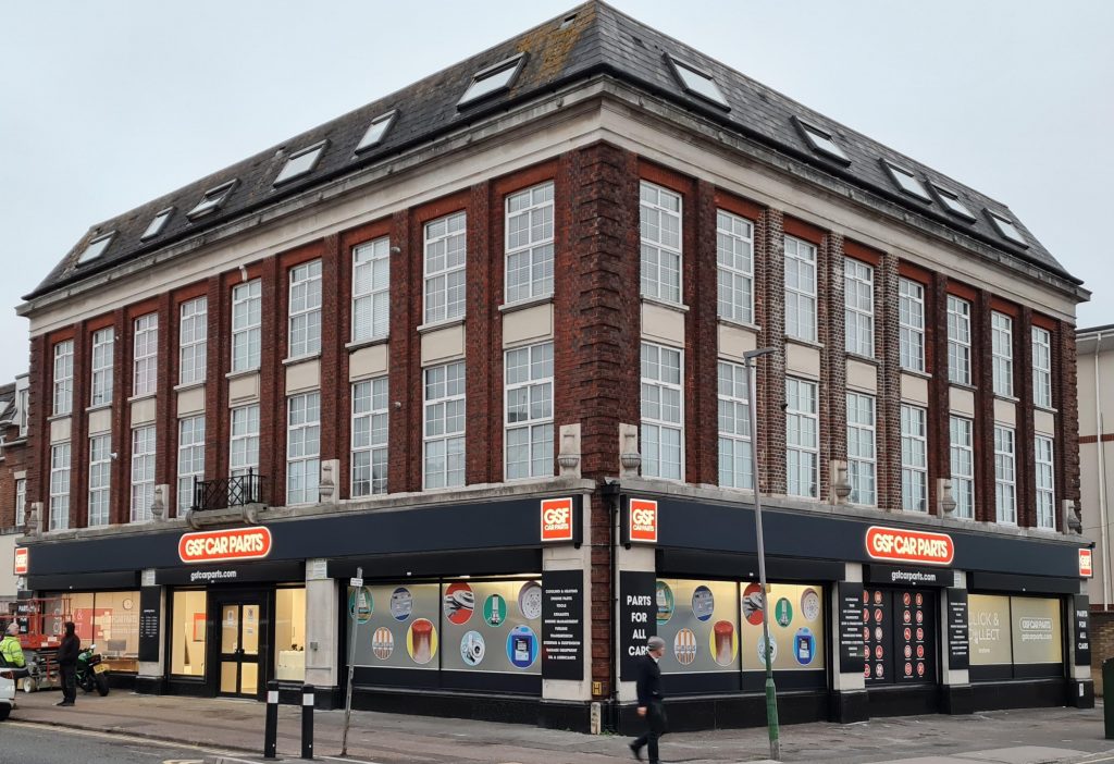 30/11/21: GSF Car Parts opens new branches in Bournemouth and Warrington
